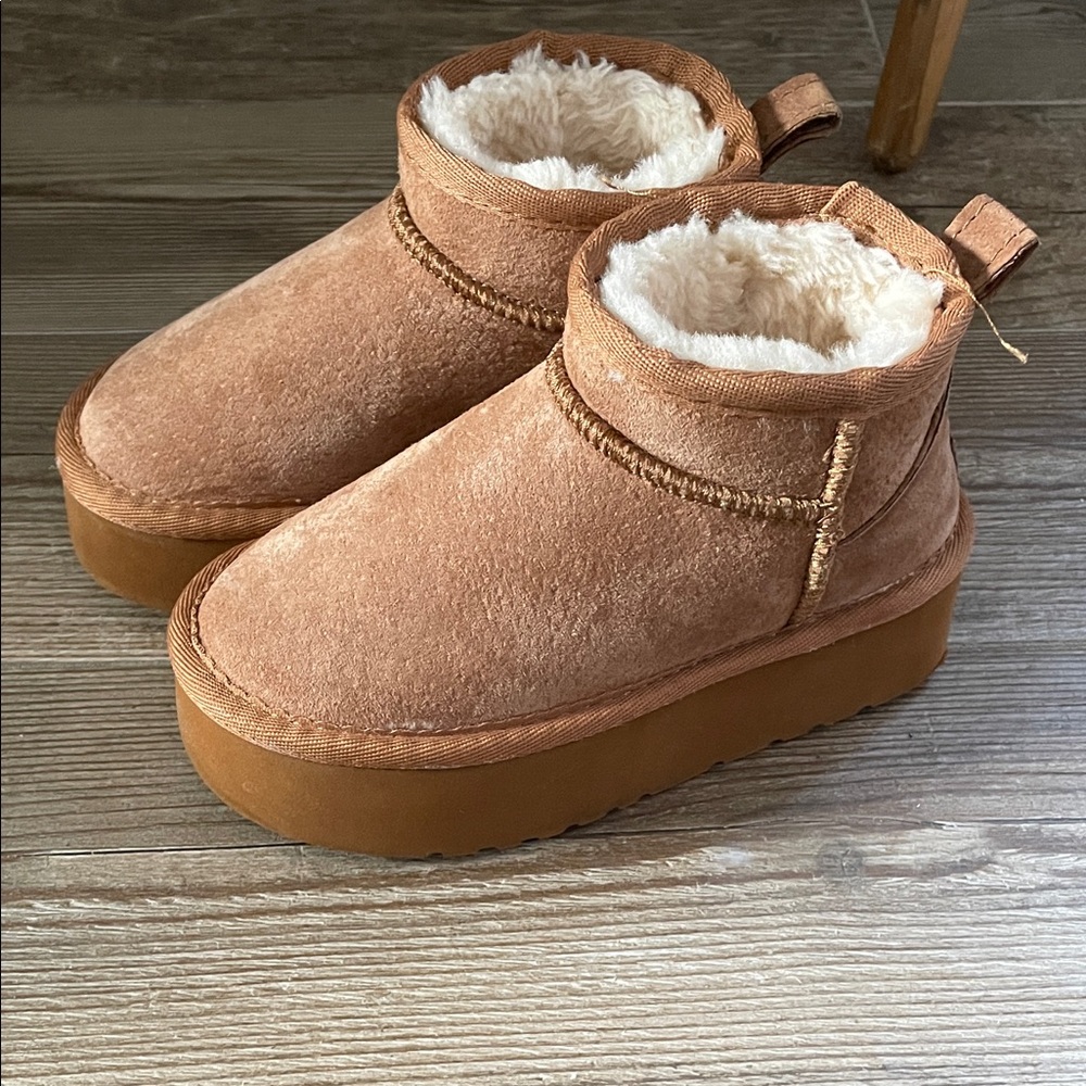 Lamo Tan Suede Boots with Brown Soles